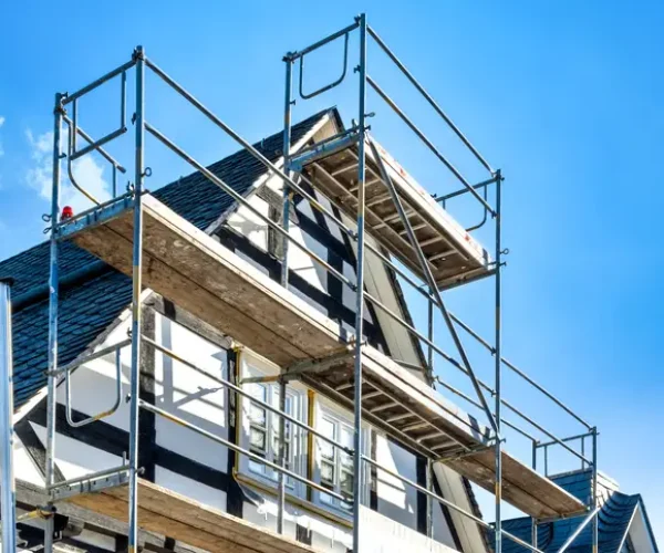 Reconstruction and renovation of an old half-timbered house